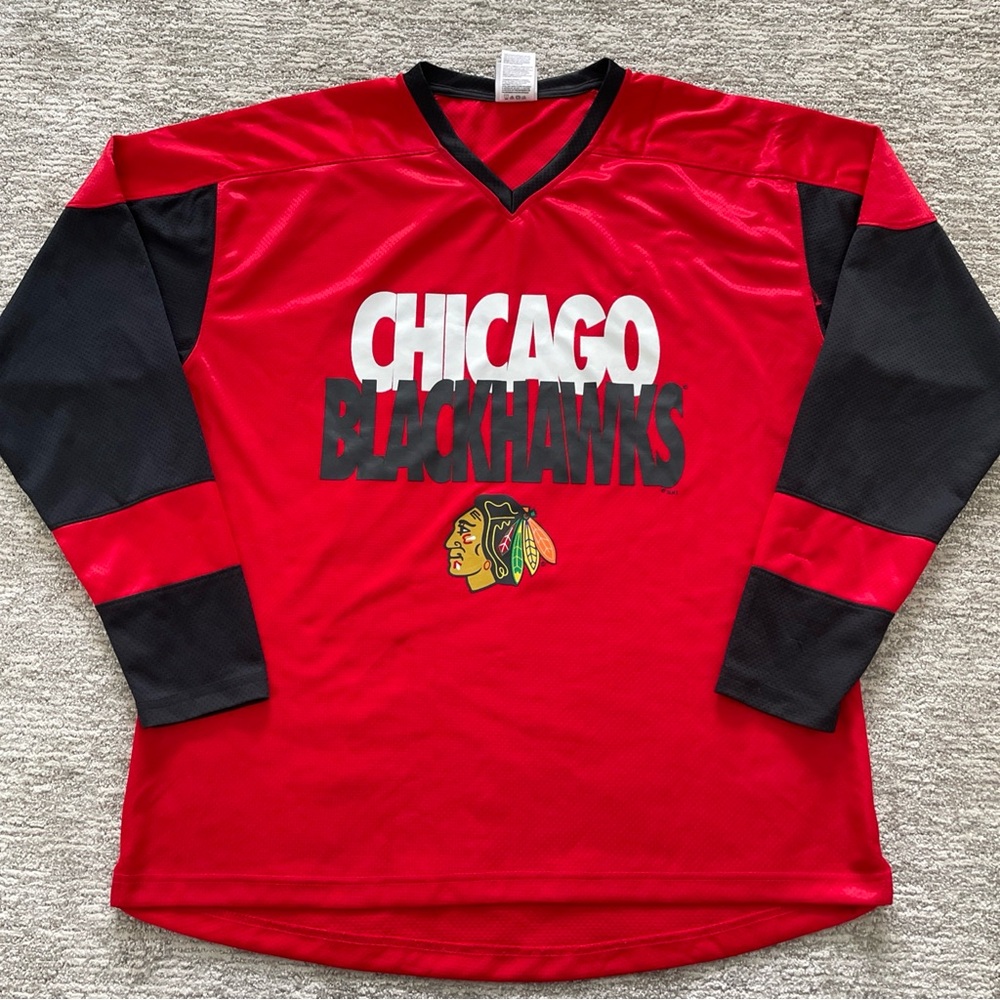 Chicago Blackhawks Shirt Mens Large Red Black NHL Hockey Long Sleeve V Neck
